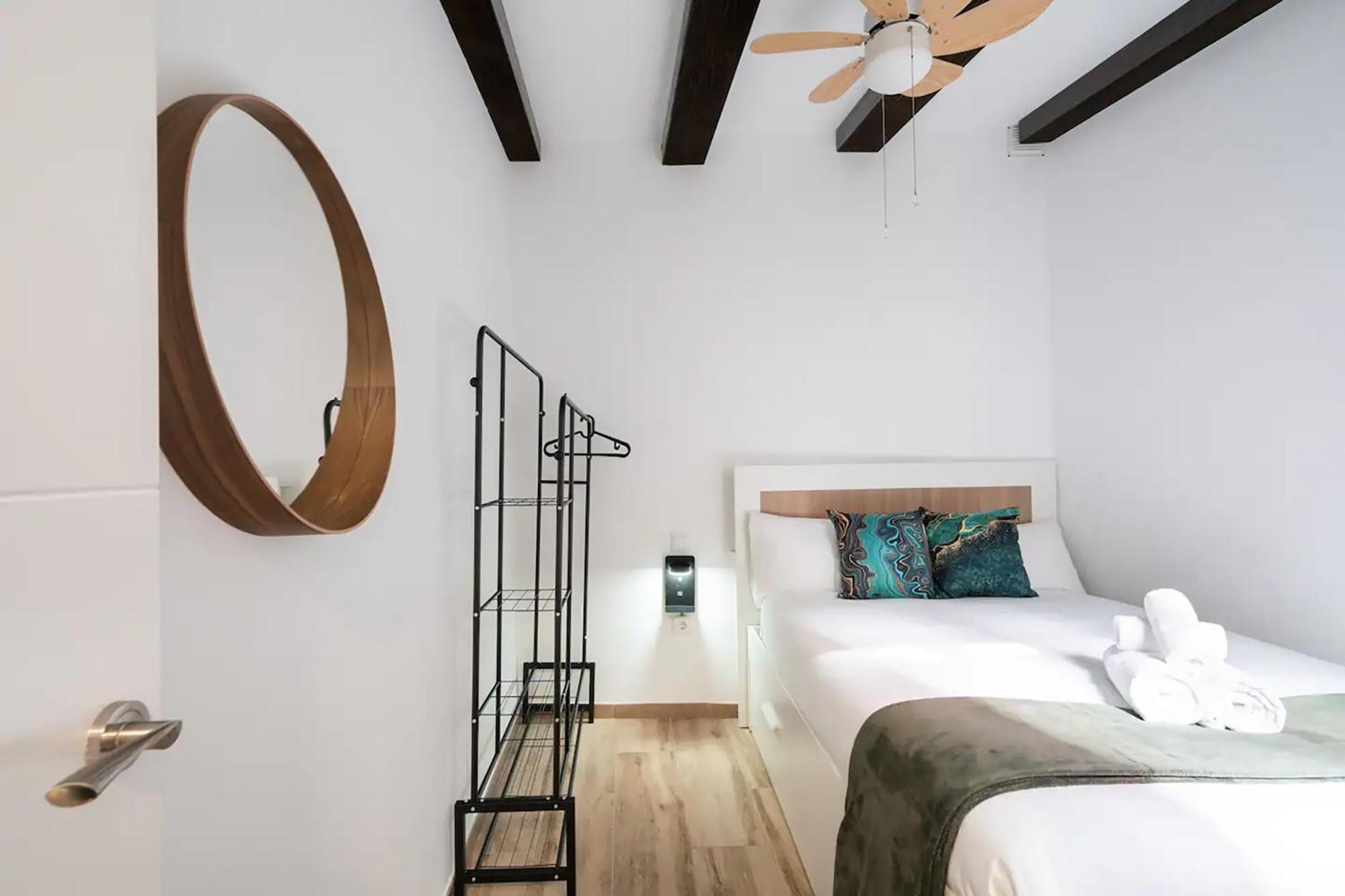 Charming San Isidro Appartement Madrid Buitenkant foto