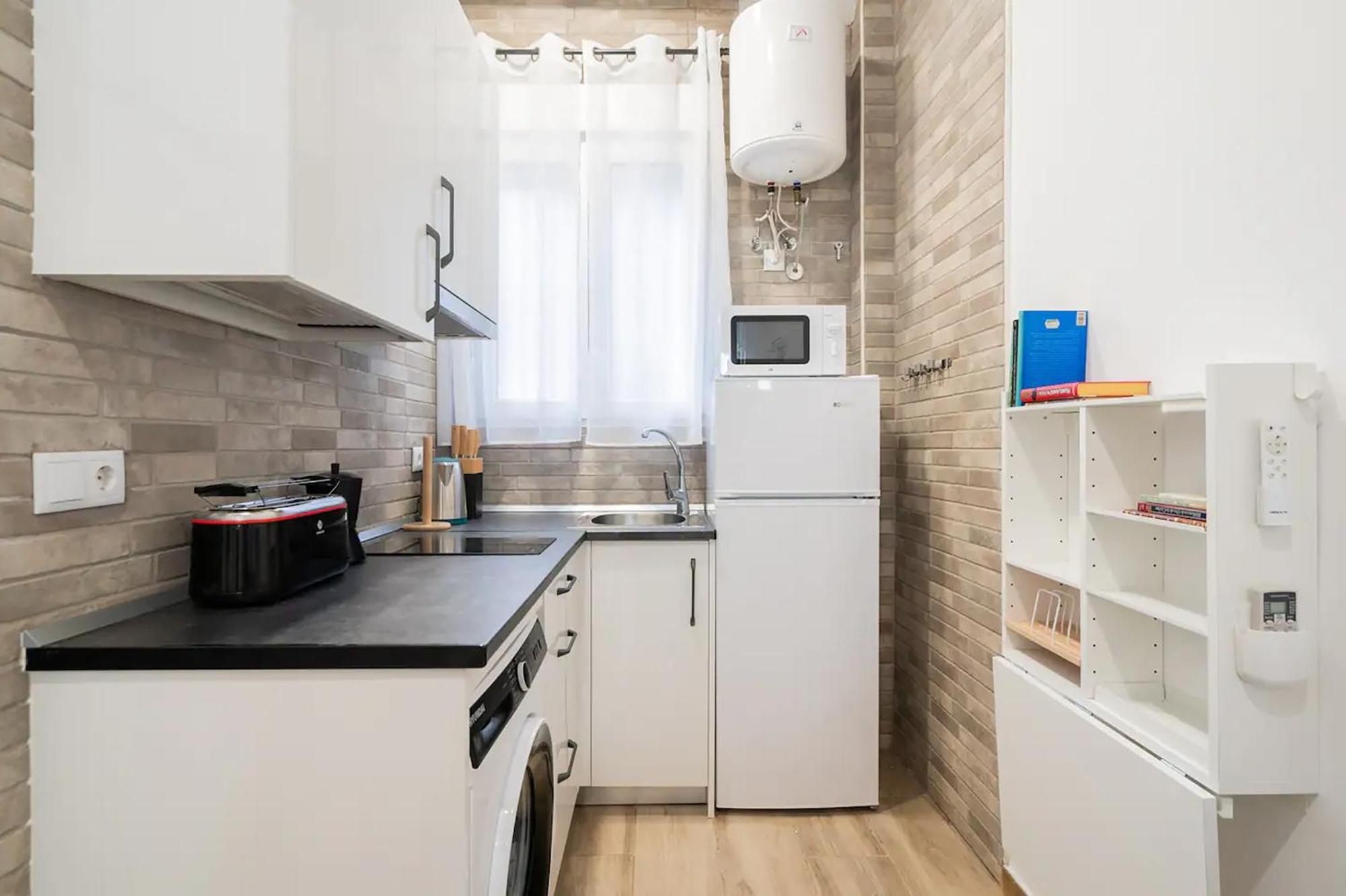 Charming San Isidro Appartement Madrid Buitenkant foto