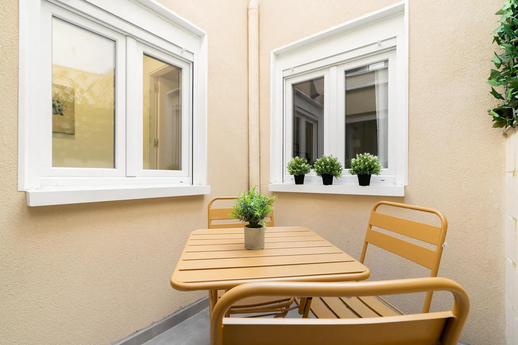 Charming San Isidro Appartement Madrid Buitenkant foto